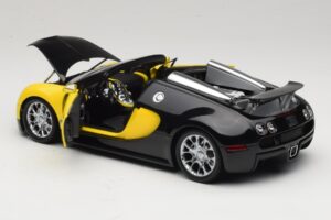 Bugatti Veyron Grand Sport Black Lemon Minichamps 1:18 100110831 Metall — Bild 5 von 8