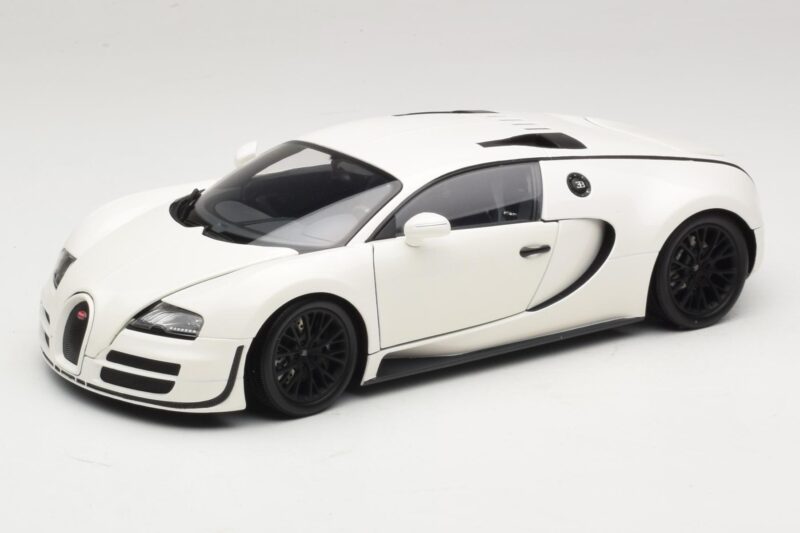 Bugatti Veyron Super Sport Weiß Minichamps 1:18 100110844 Metall
