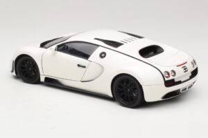 Bugatti Veyron Super Sport Weiß Minichamps 1:18 100110844 Metall — Bild 7 von 8