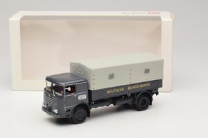 Bussing LU Deutsche Bundesbahn Minichamps 1:43 30566-54995 Metall — Bild 6 von 6