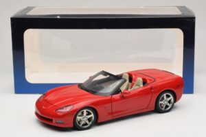 Chevrolet Corvette C6 Cabriolet Rot AUTOart 1:18 71221 Metall — Bild 8 von 8
