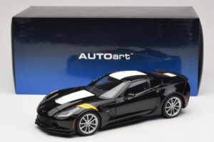 Chevrolet Corvette C7 Grand Sport Schwarz mit Weißen Streifen AUTOart 1:18 71273 Komposit — Bild 8 von 8