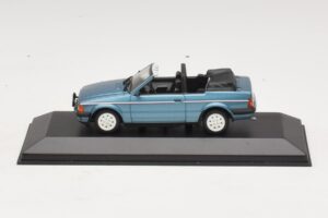 Ford Escort Mk3 Cabriolet Blau Metallic Minichamps 1:43 400085030 Metall