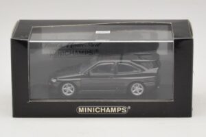 Ford Escort RS Cosworth Schwarz Metallic Minichamps 1:43 430082106 Metall — Bild 4 von 4