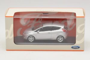 Ford Fiesta Mk7 Moondust Silver Metallic Minichamps 1:43 403088003 Metall — Bild 4 von 4