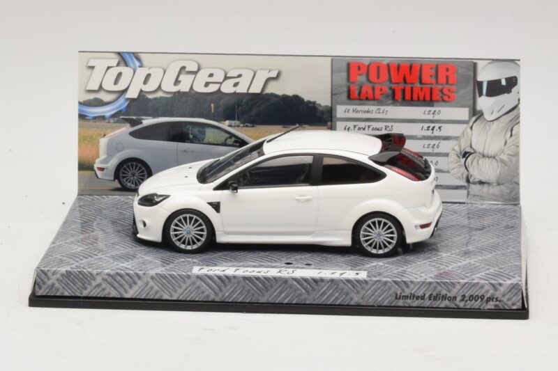 Ford Focus RS Mk2 Top Gear Weiß Ohne Figur Minichamps 1:43 Ford Focus RS Mk2 Top Gear Weiß Ohne Figur Minichamps 1:43 519438810-R1 Metall
