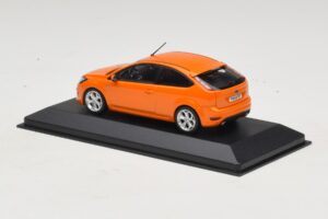 Ford Focus ST Mk2 Electric Orange Minichamps 1:43 400087302 Metall — Bild 3 von 4