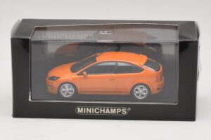Ford Focus ST Mk2 Electric Orange Ersatzverpackung Minichamps 1:43 400087302-R1 Metall — Bild 4 von 4