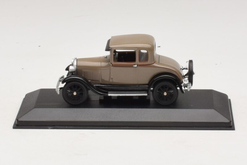 Ford Model A Standard Coupe Beige Minichamps 1:43 Ford Model A Standard Coupe Beige Minichamps 1:43 400082102 Metall