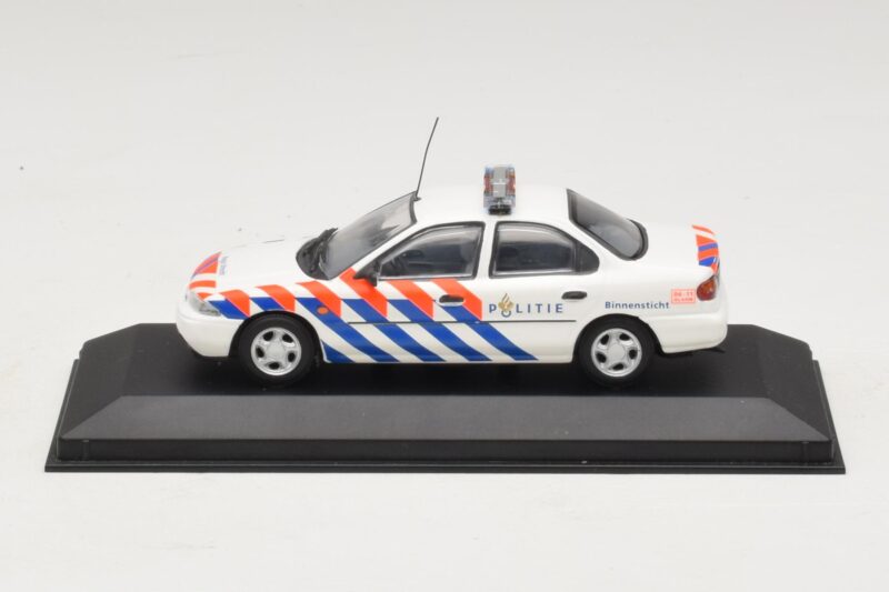 Ford Mondeo Mk1 Limousine Polizei Minichamps 1:43 433082091 Metall