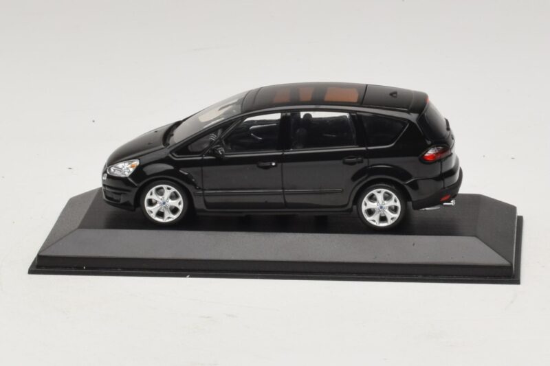 Ford S-Max Schwarz Metallic Minichamps 1:43 400085400 Metall