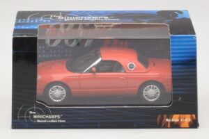 Ford Thunderbird Die Another Day Minichamps 1:43 045132 Metall — Bild 5 von 5