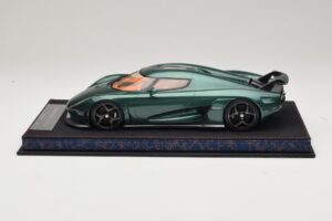 Koenigsegg Regera Grün Getöntes Carbon FrontiArt 1:18 AS010-110 Resin — Bild 3 von 7