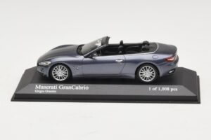 Maserati GranCabrio Grau Metallic Minichamps 1:43 400123931 Metall