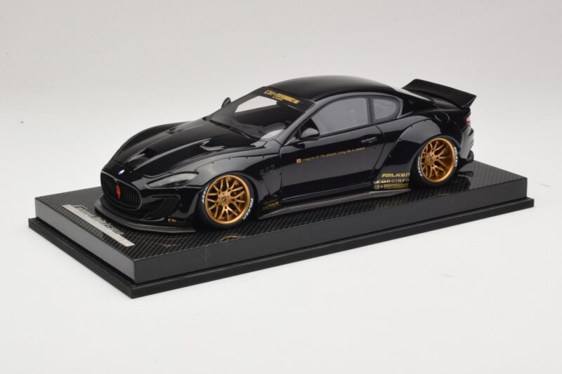 Maserati GranTurismo Liberty Walk Schwarz mit Goldenen Felgen AB Models 1:18 MAS-LB08-C Resin