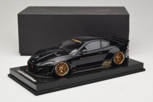 Maserati GranTurismo Liberty Walk Schwarz mit Goldenen Felgen AB Models 1:18 MAS-LB08-C Resin — Bild 6 von 7