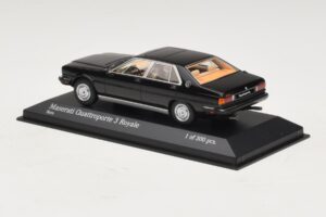 Maserati Quattroporte III Royale Schwarz Minichamps 1:43 437123501 Metall — Bild 3 von 4