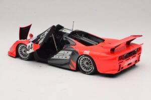 McLaren F1 GTR Lark #44 Tsuchiya / Ayles 24 Hours of Le Mans 1997 Minichamps 1:18 530133744 Metall — Bild 5 von 8