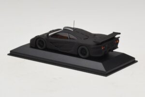 McLaren F1 GTR Longtail Schwarz Matt 1997 Minichamps 1:43 MCLAREN010 Metall — Bild 2 von 4