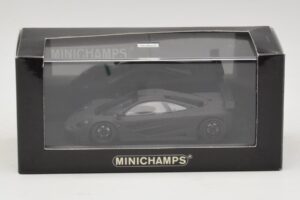 McLaren F1 GTR Prototype Mattschwarz Mit Schwarzen Felgen Minichamps 1:43 MCLAREN009 Metall — Bild 3 von 4