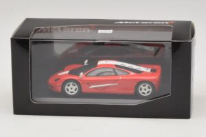 McLaren F1 Rot Mit Weißen Streifen Minichamps 1:43 MCLAREN005 Metall — Bild 4 von 4