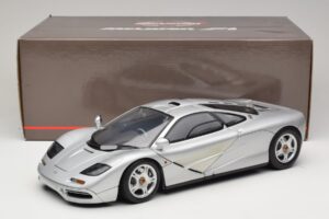 McLaren F1 Silber Minichamps 1:12 530133123 Metall — Bild 8 von 8