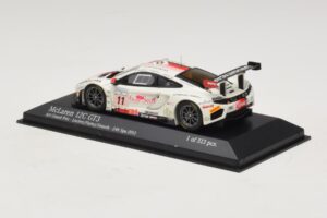 McLaren MP4-12C GT3 #11 Art Grand Prix Leclerc / Parisy 24 Hours of Spa 2013 Minichamps 1:43 437131311 Metall — Bild 3 von 4