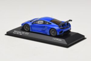 McLaren MP4-12C GT3 Street Blau Minichamps 1:43 437121397 Metall — Bild 3 von 4