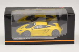 McLaren MP4-12C GT3 Street Gelb Minichamps 1:43 437121396 Metall — Bild 4 von 4