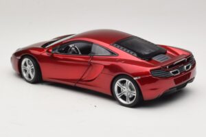 McLaren MP4-12C Rot Metallic Minichamps 1:18 110133022 Metall — Bild 7 von 8