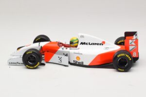 McLaren MP4/8 Ford #8 A. Senna Winner European GP 1993 Minichamps 1:18 540931818 Metall — Bild 4 von 7