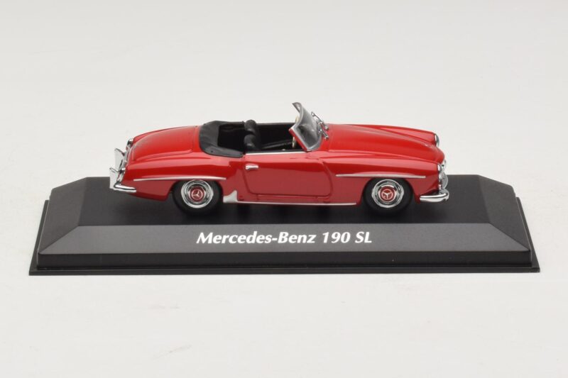 Mercedes 190 SL Rot Maxichamps 1:43 Mercedes 190 SL Rot Maxichamps 1:43 940033131-O Metall