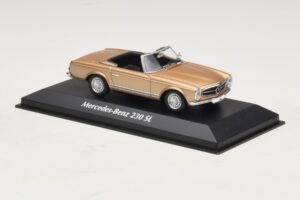 Mercedes 230 SL W113 Gold Metallic Maxichamps 1:43 940032230 Metall — Bild 3 von 4