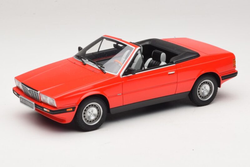 Mercedes 300 Cabriolet Dunkelrot Minichamps 1:43 437032131 Metall