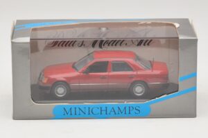 Mercedes 300D W124 Turbo Rot Minichamps 1:43 3210 Metall — Bild 4 von 4