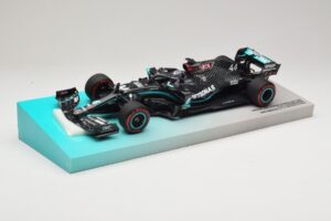 Mercedes AMG Petronas W11 EQ Performance #44 L. Hamilton 91st F1 Win Eifel GP 2020 Minichamps 1:18 113201144 Metall — Bild 2 von 6