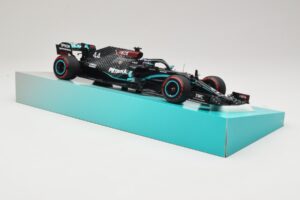 Mercedes AMG Petronas W11 EQ Performance #44 L. Hamilton 91st F1 Win Eifel GP 2020 Minichamps 1:18 113201144 Metall — Bild 4 von 6
