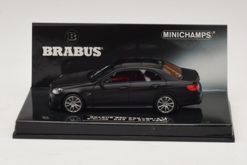 Mercedes Brabus 850 E63 W212 Mattschwarz Minichamps 1:43 437034101 Metall