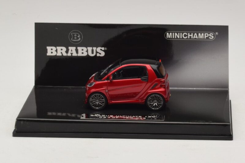 Mercedes Brabus Ultimate 120 Rot Minichamps 1:43 Mercedes Brabus Ultimate 120 Rot Minichamps 1:43 437032701 Metall