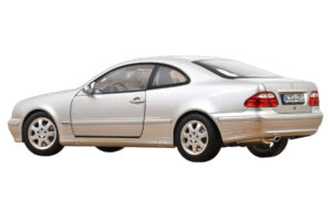 Mercedes CLK C208 Brilliant Silver Norev 1:18 183335 Metall — Bild 3 von 3