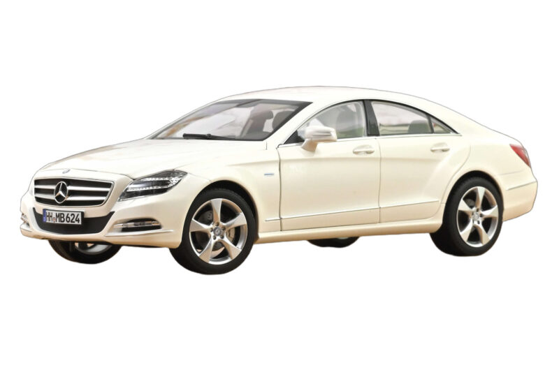 Mercedes CLS C218 Coupé Brilliant White Metallic Norev 1:18 183943 Metall