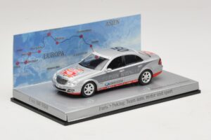 Mercedes E-Class #5 Team Auto Motor und Sport Rally Paris-Peking 2007 Minichamps 1:43 B66962261 Metall — Bild 2 von 5
