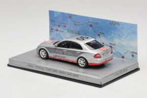Mercedes E-Class #5 Team Auto Motor und Sport Rally Paris-Peking 2007 Minichamps 1:43 B66962261 Metall — Bild 3 von 5
