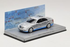 Mercedes E-Class #6 Team Die Welt Rally Paris-Peking 2007 Minichamps 1:43 B66962262 Metall — Bild 2 von 5