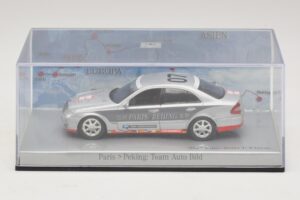 Mercedes E-Class #7 Team Auto Bild Rally Paris-Peking 2007 Minichamps 1:43 B66962263 Metall — Bild 4 von 5