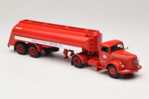 Mercedes LS315 Tanksattelzug Esso Minichamps 1:43 499034770 Metall — Bild 4 von 6