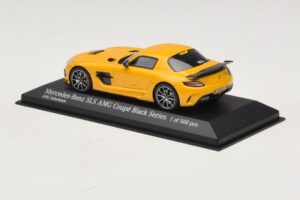 Mercedes SLS AMG C197 Black Series Gold Minichamps 1:43 437033022 Metall — Bild 3 von 4