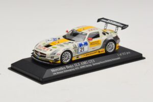 Mercedes SLS AMG GT3 #21 Rowe Racing Hartung / Heyer Nurburgring 24 Hours 2013 Minichamps 1:43 410133221 Metall — Bild 2 von 4
