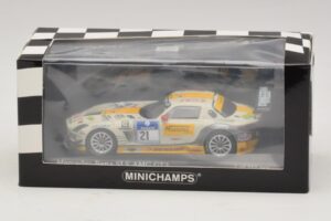 Mercedes SLS AMG GT3 #21 Rowe Racing Hartung / Heyer Nurburgring 24 Hours 2013 Minichamps 1:43 410133221 Metall — Bild 4 von 4