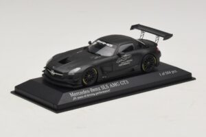 Mercedes SLS AMG GT3 45 Years of Driving Performance Schwarz Minichamps 1:43 410133200 Metall — Bild 2 von 4
